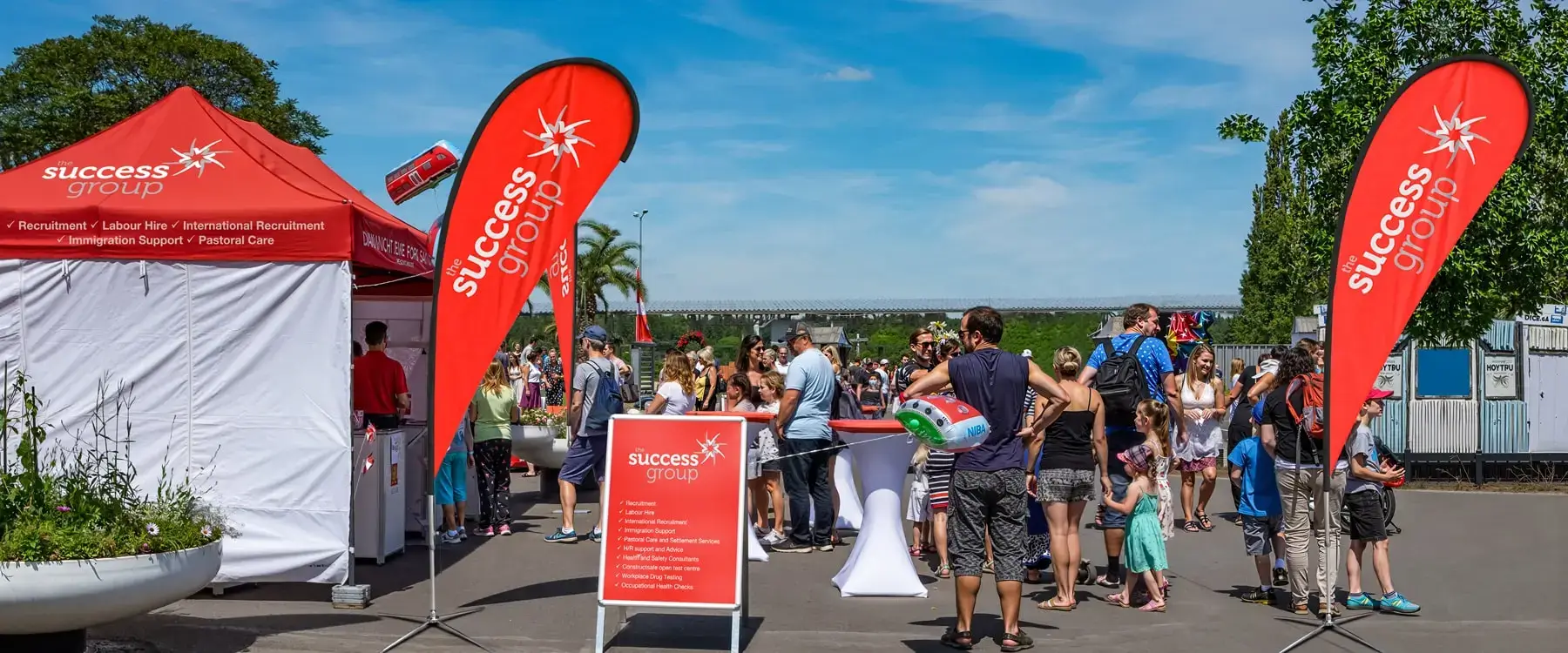 Trade Show Teardrop-Flag